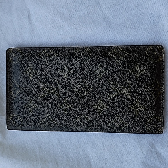 Louis Vuitton Handbags - Louis Vuitton LV Monogram long bifold wallet